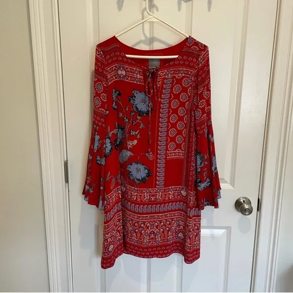 Anthropologie Dress Vanessa Virginia Red Bell Sleeve Bohemian Size 6 - Picture 2 of 4